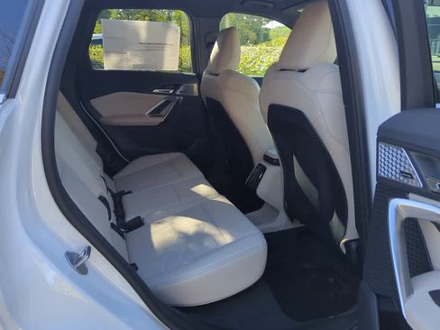 Used 2025 BMW X1 xDrive28i w/ Convenience Package AWD/4WD image 9