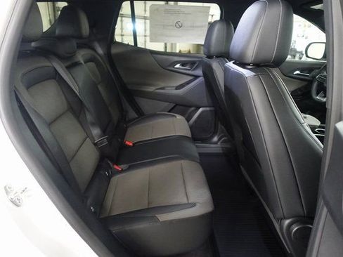 New 2026 Chevrolet Equinox LT w/ Convenience Package II image 23