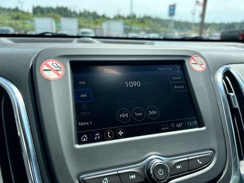 Used 2024 Chevrolet Equinox LT AWD/4WD image 13