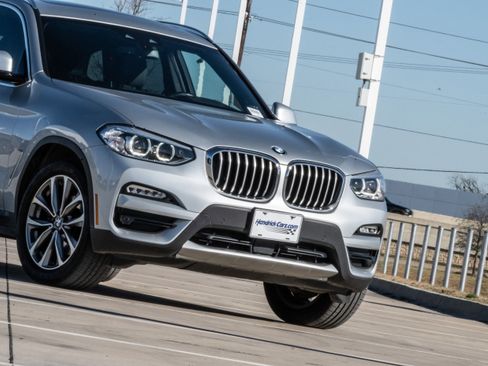 Used 2019 BMW X3 sDrive30i w/ Premium Package image 5