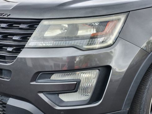 Used 2016 Ford Explorer Sport image 10