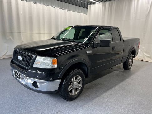 Used 2006 Ford F150 XLT AWD/4WD image 1