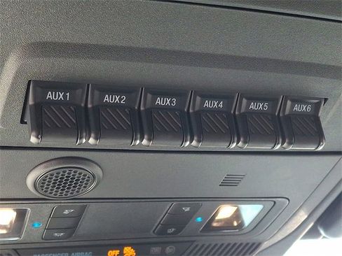 Certified 2023 Ford Bronco Black Diamond image 27