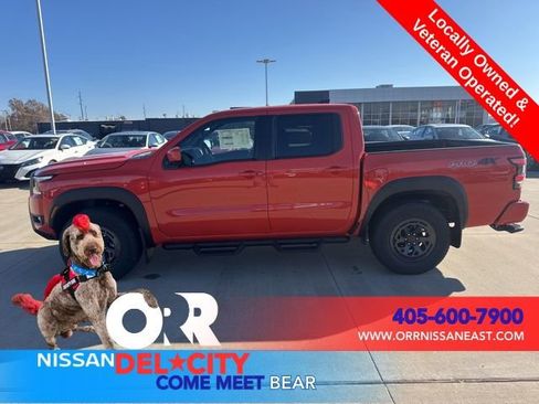 Used 2026 Nissan Frontier PRO-4X w/ Tow Package AWD/4WD image 2