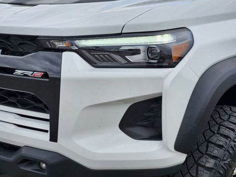 Certified 2025 Chevrolet Colorado ZR2 w/ Technology Package AWD/4WD image 8