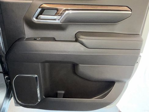 Used 2023 Chevrolet Silverado 1500 RST image 29