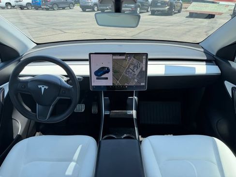 Used 2020 Tesla Model Y Performance AWD/4WD image 17