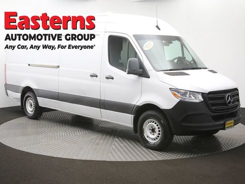 Used 2020 Mercedes-Benz Sprinter 2500 w/ Driver Convenience Package image 47