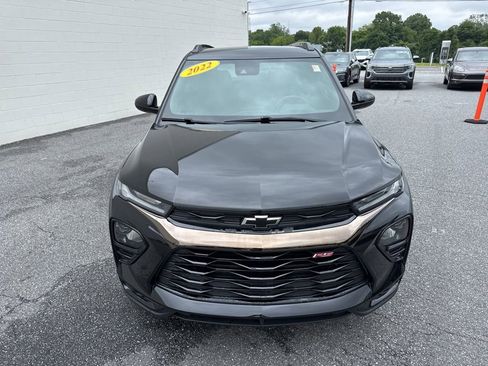 Used 2022 Chevrolet TrailBlazer RS FWD image 2