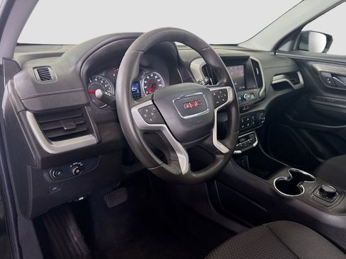 Used 2024 GMC Terrain SLE FWD image 23