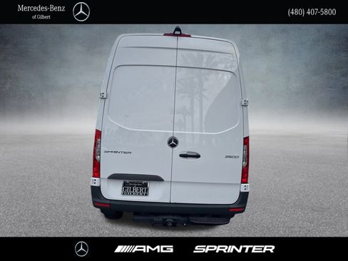 Used 2025 Mercedes-Benz Sprinter 2500 image 4