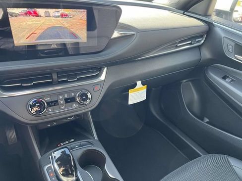 New 2026 Buick Envista Preferred w/ Convenience I Package FWD image 30