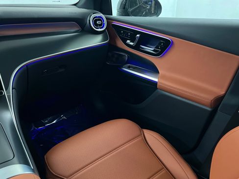 New 2027 Mercedes-Benz GLC 300 4MATIC image 10