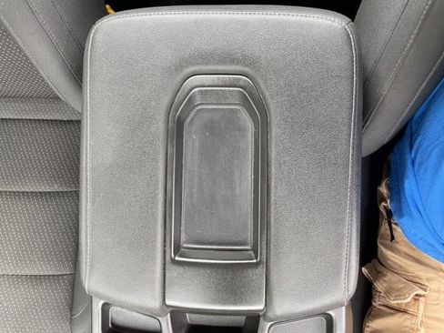 Used 2025 Chevrolet Silverado 1500 W/T RWD image 10
