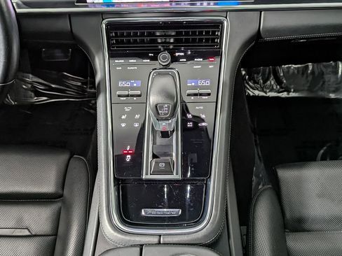 Used 2021 Porsche Panamera GTS image 41
