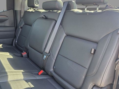 Used 2025 GMC Sierra 1500 SLT RWD image 27