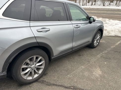 Used 2023 Honda CR-V EX image 5