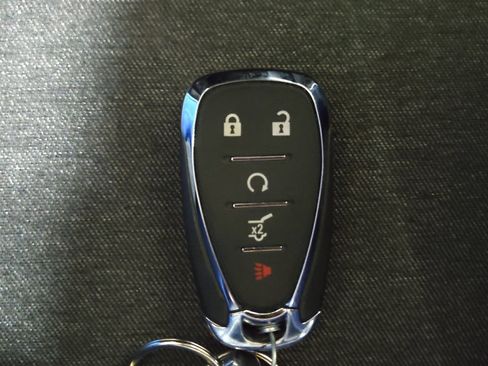 Used 2022 Chevrolet Equinox LT image 32