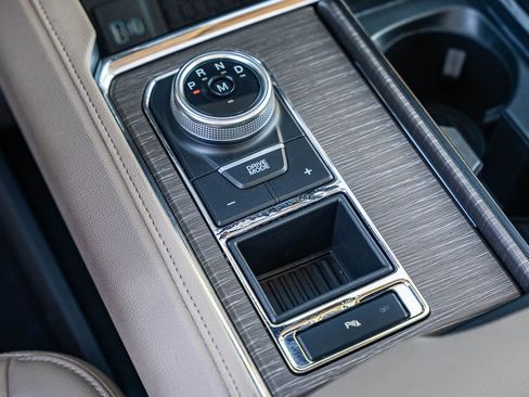 Used 2024 Ford Expedition Max Limited image 29