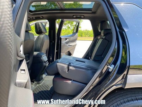 Used 2025 Chevrolet Equinox RS w/ Safety and Technology Package AWD/4WD image 42