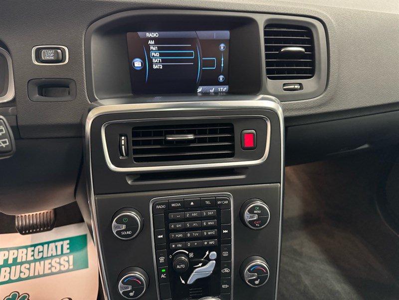 Used 2015 Volvo V60 T5 Premier FWD image 17