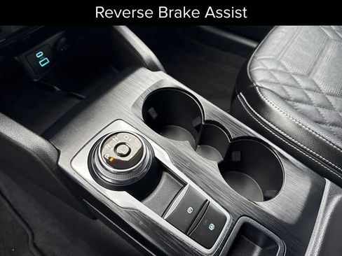 Used 2023 Ford Escape SE w/ PHEV Premium Package image 28