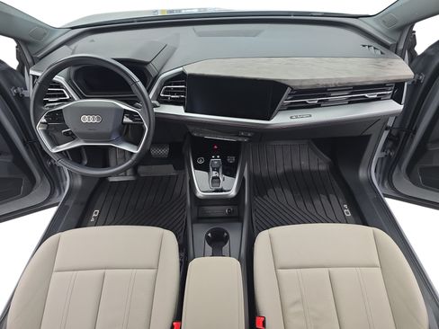 Used 2023 Audi Q4 e-tron Premium Plus w/ Premium Plus AWD/4WD image 9