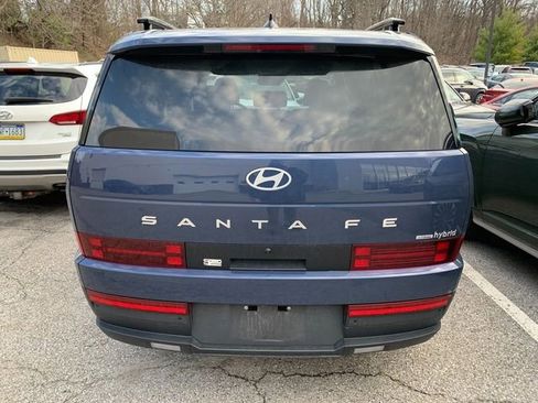 Used 2025 Hyundai Santa Fe SEL image 3