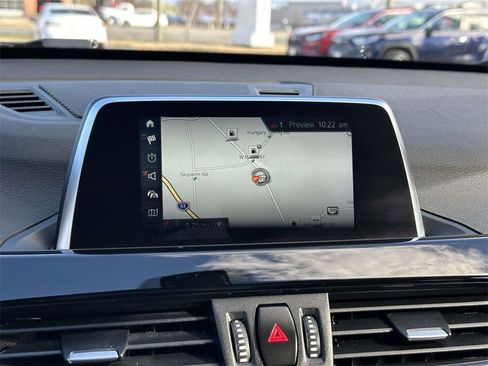 Used 2018 BMW X1 xDrive28i image 3