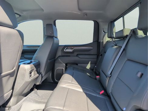 New 2026 Chevrolet Silverado 1500 RST AWD/4WD image 36