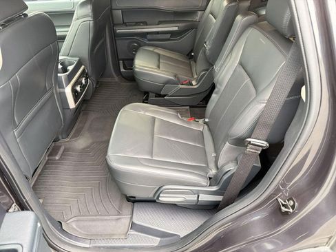 Certified 2024 Ford Expedition XLT RWD image 15