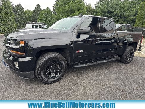 Used 2016 Chevrolet Silverado 1500 LT w/ Midnight Edition AWD/4WD image 2