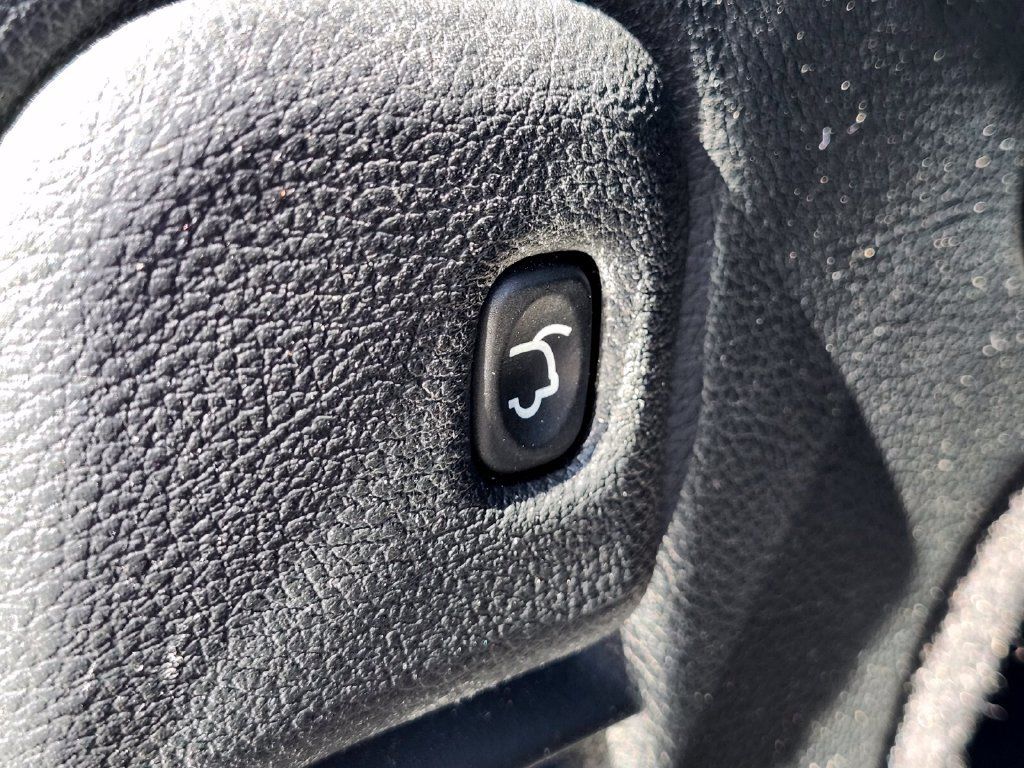 Used 2019 Jeep Grand Cherokee Limited AWD/4WD image 33