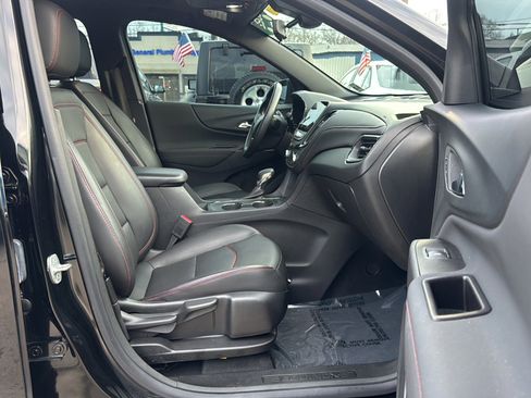 Used 2022 Chevrolet Equinox RS w/ RS Leather Package image 14