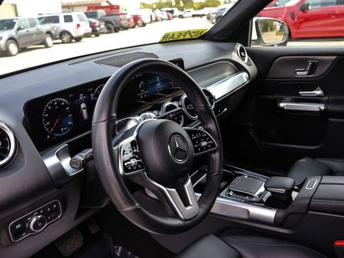 Used 2023 Mercedes-Benz GLB 250 GLB 250 image 28