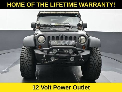 Used 2013 Jeep Wrangler Unlimited Rubicon w/ Connectivity Group AWD/4WD image 9