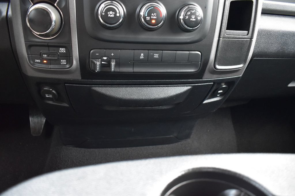 Used 2016 RAM 1500 Express AWD/4WD image 37