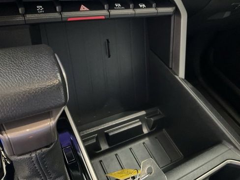 Used 2022 Toyota Tundra SR5 w/ SR5 Premium Package image 13