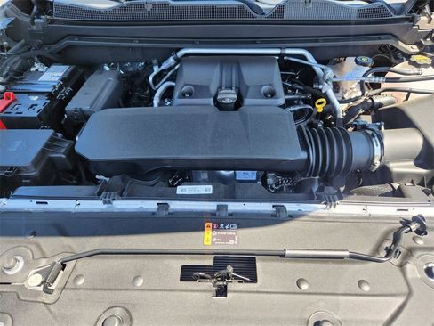 New 2025 GMC Canyon Elevation w/ Convenience Package image 20