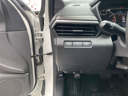 Used 2023 Nissan Altima 2.5 SV image 17