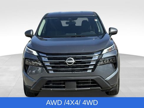 Used 2026 Nissan Rogue SV image 13