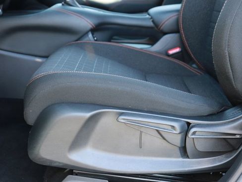 Used 2024 Honda HR-V Sport image 11