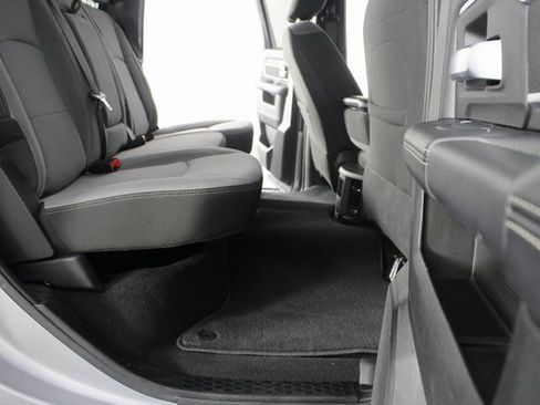 Used 2024 RAM 2500 Big Horn w/ Bed Utility Group image 18