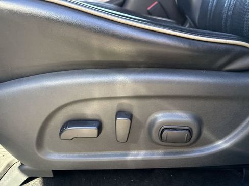 Used 2019 INFINITI QX60 Luxe w/ Sensory Package image 15