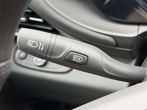 New 2026 Buick Envista Preferred image 16