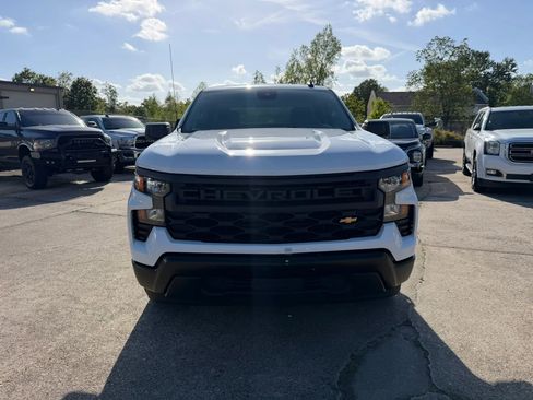 Used 2023 Chevrolet Silverado 1500 W/T RWD image 9