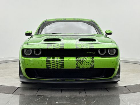 Used 2021 Dodge Challenger SRT Hellcat RWD image 2