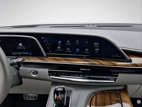 Used 2024 Cadillac Escalade Sport Platinum w/ LPO, ONYX Package AWD/4WD image 15