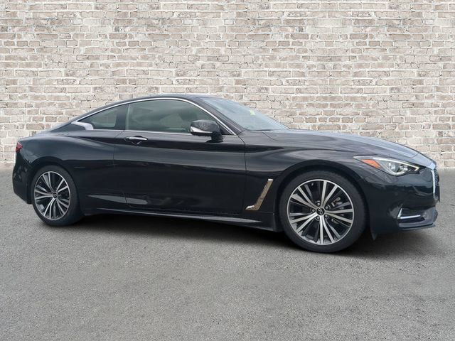 Used 2021 INFINITI Q60 3.0t Luxe w/ Essential Package AWD/4WD image 1