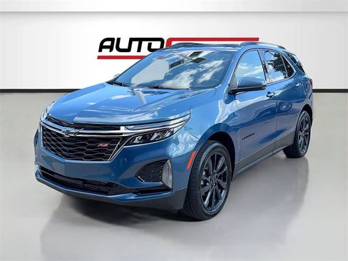 Used 2024 Chevrolet Equinox RS image 3